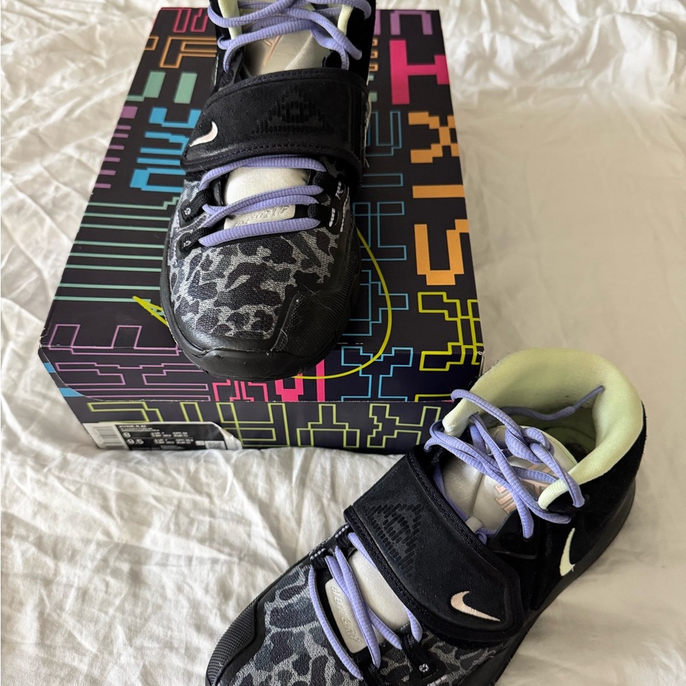 Nike Kyrke Black/Multi Athletic Shoes